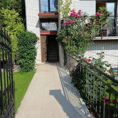 Smestaj-rooms Marvell Homestay