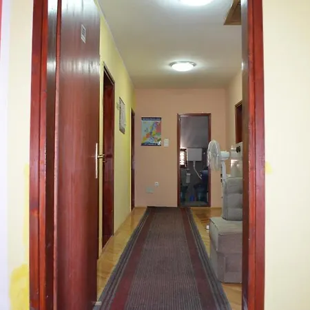 Smestaj-rooms Marvell Homestay