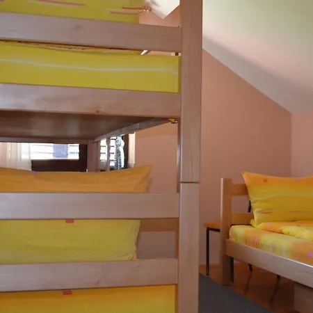 Smestaj-rooms Marvell Homestay *
